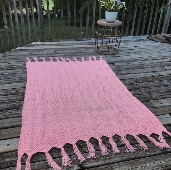 Pink Handmade Crochet Blanket - Picture 5 of 7